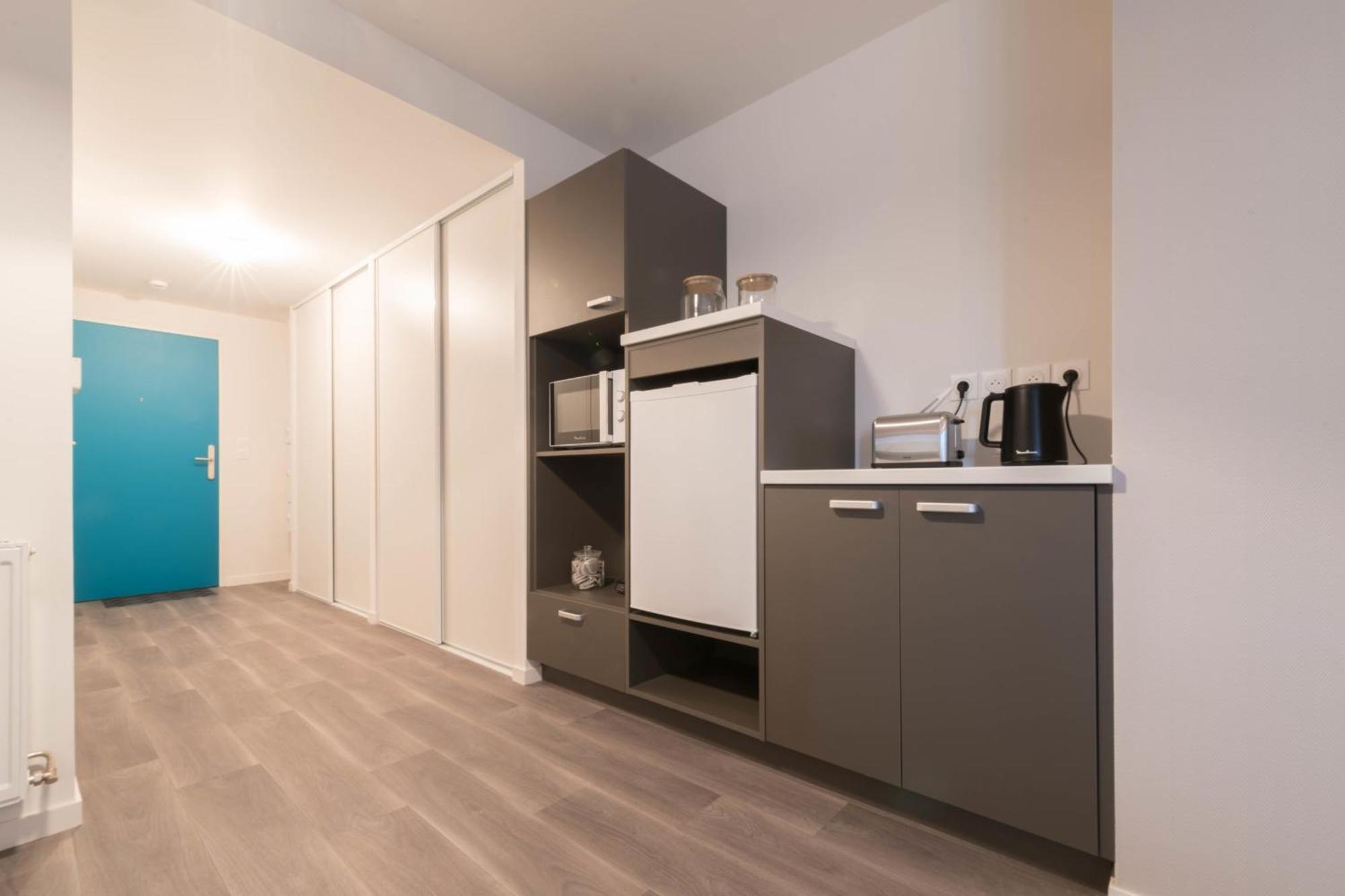 MELANIE - Appartement proche gare, arrivée 24 24 Le Mans Extérieur photo