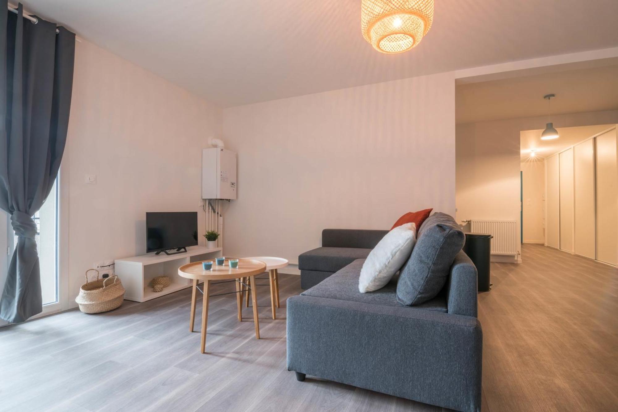 MELANIE - Appartement proche gare, arrivée 24 24 Le Mans Extérieur photo